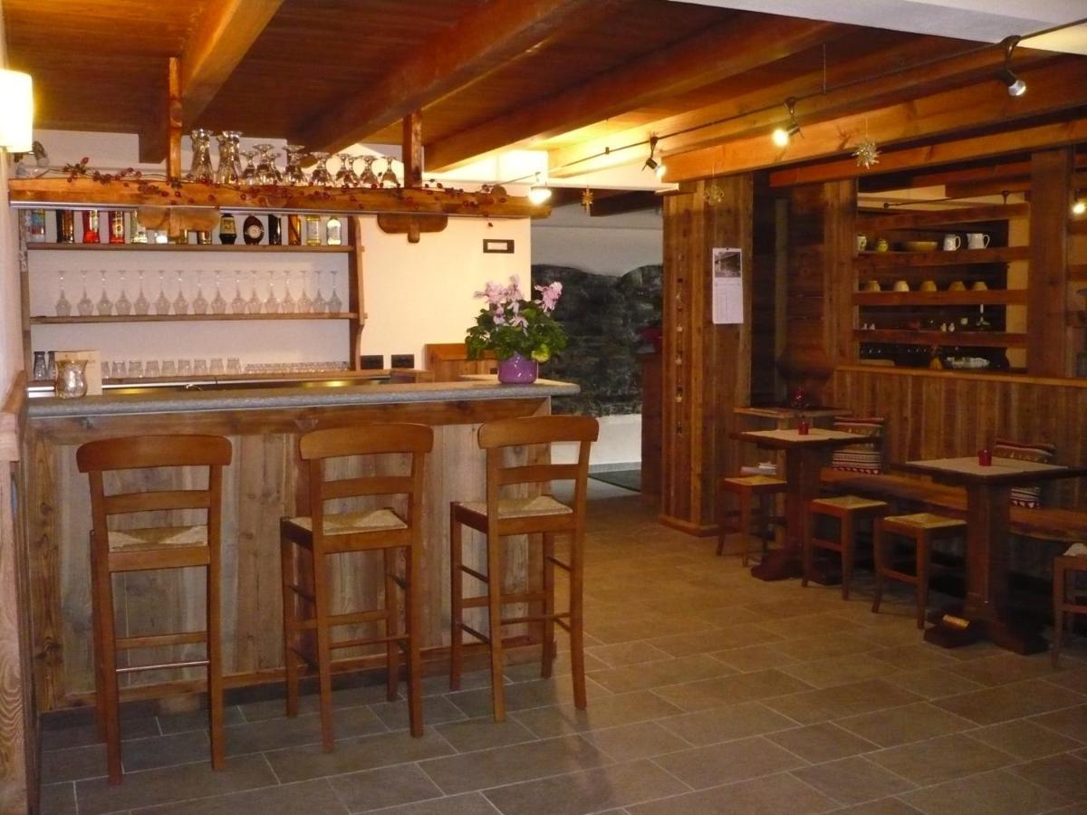 Bed and Breakfast Drésalwoald Gressoney-Saint-Jean Exterior foto